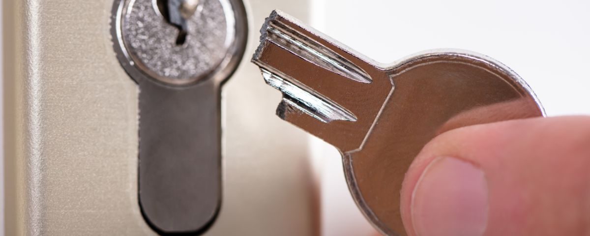 chiave spezzata nella serratura